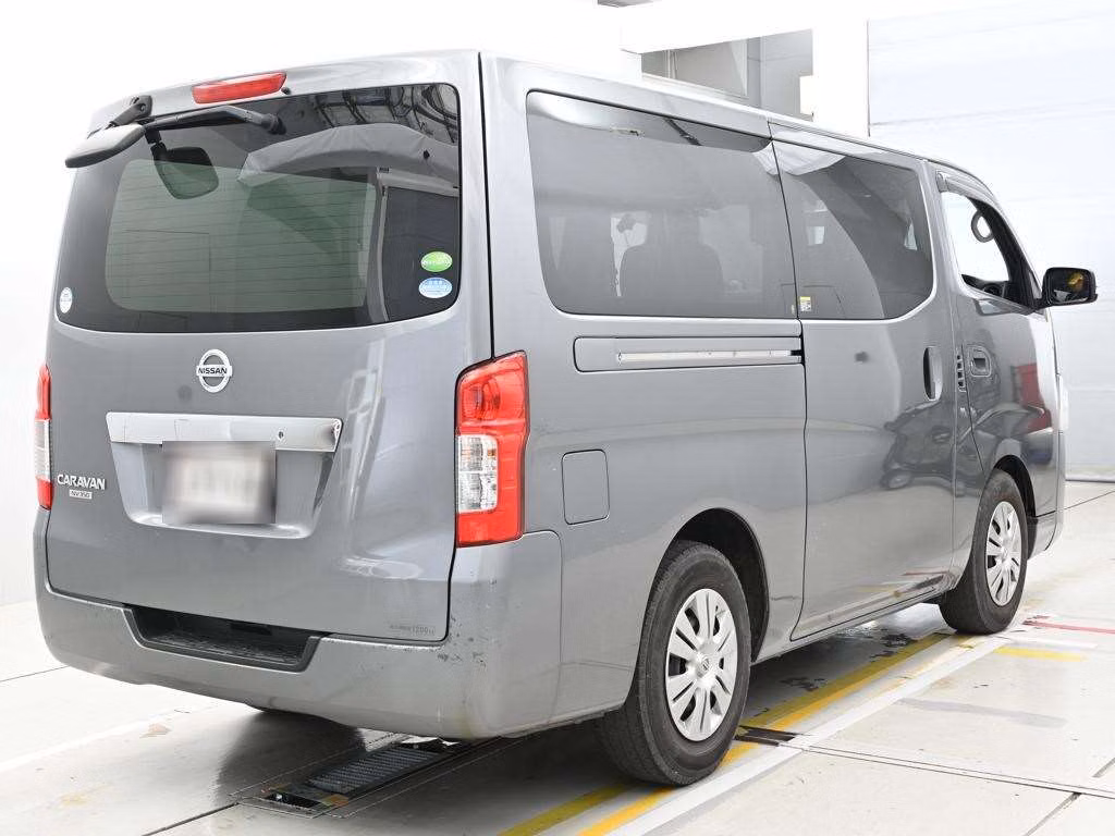 NISSAN NV350 CARAVAN