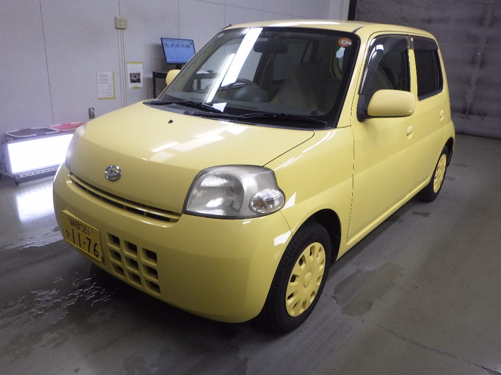 DAIHATSU ESSE