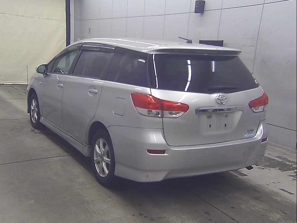 TOYOTA WISH