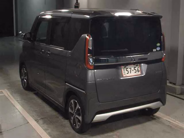 MITSUBISHI EK SPACE