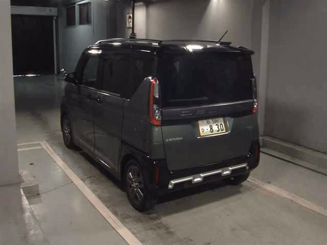 MITSUBISHI DELICA MINI