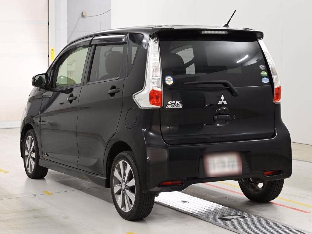 MITSUBISHI EK CUSTOM