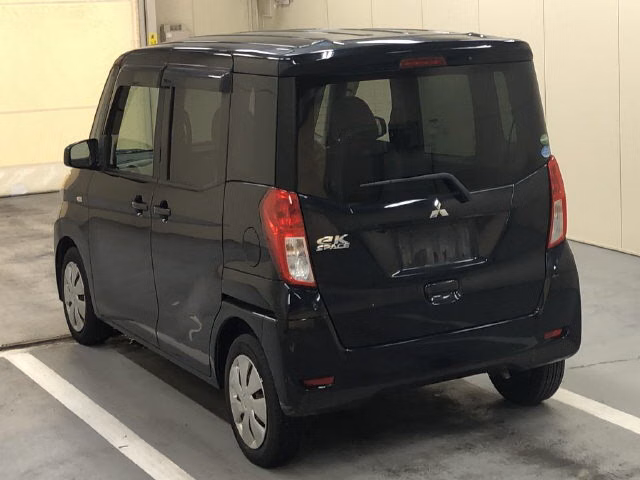 MITSUBISHI EK SPACE