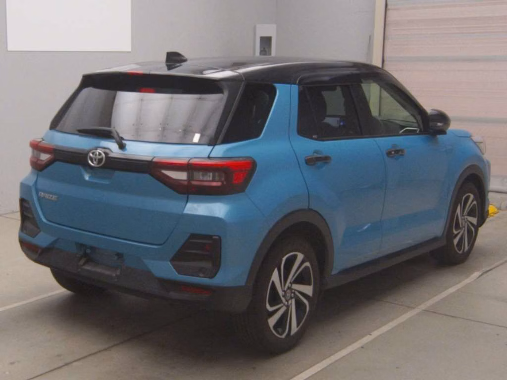 TOYOTA RAIZE