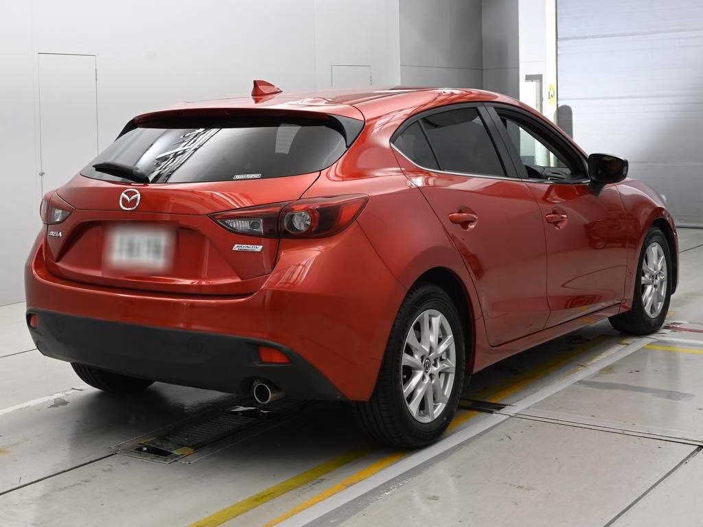 MAZDA AXELA