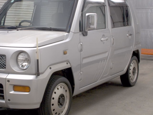 DAIHATSU NAKED