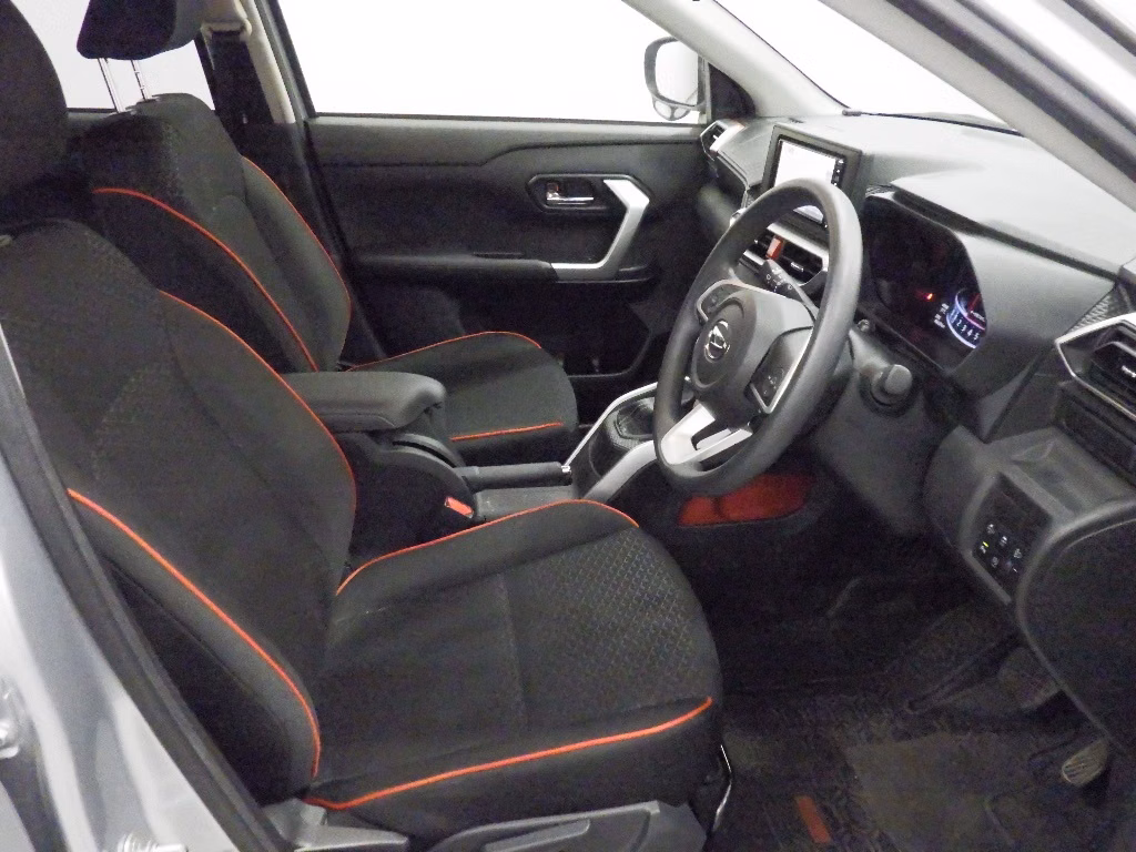 DAIHATSU ROCKY