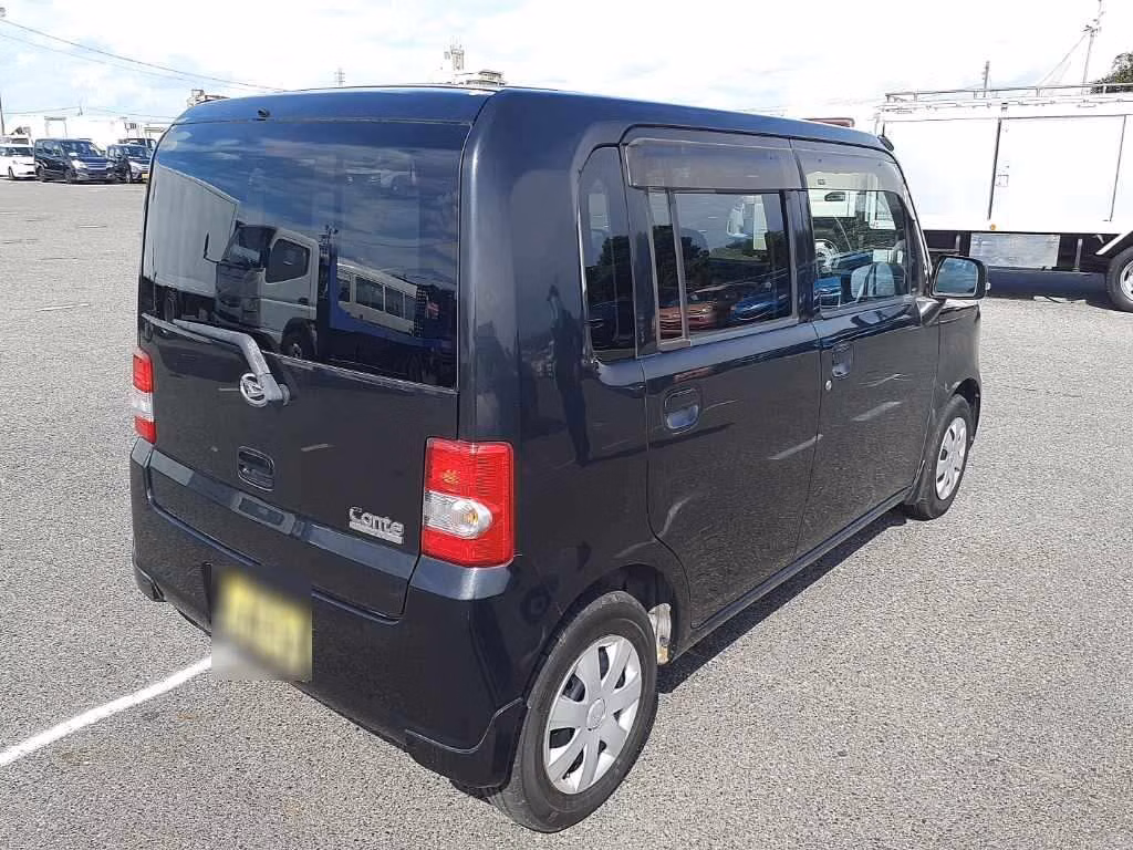 DAIHATSU MOVE CONTE