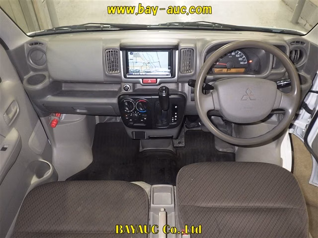 MITSUBISHI MINICAB