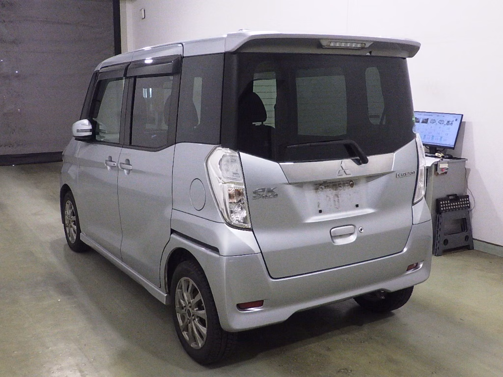 MITSUBISHI EK SPACE
