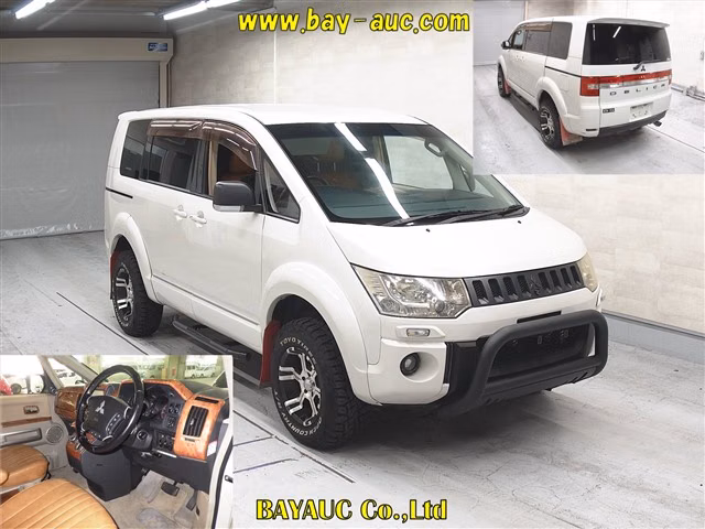 MITSUBISHI DELICA D:5