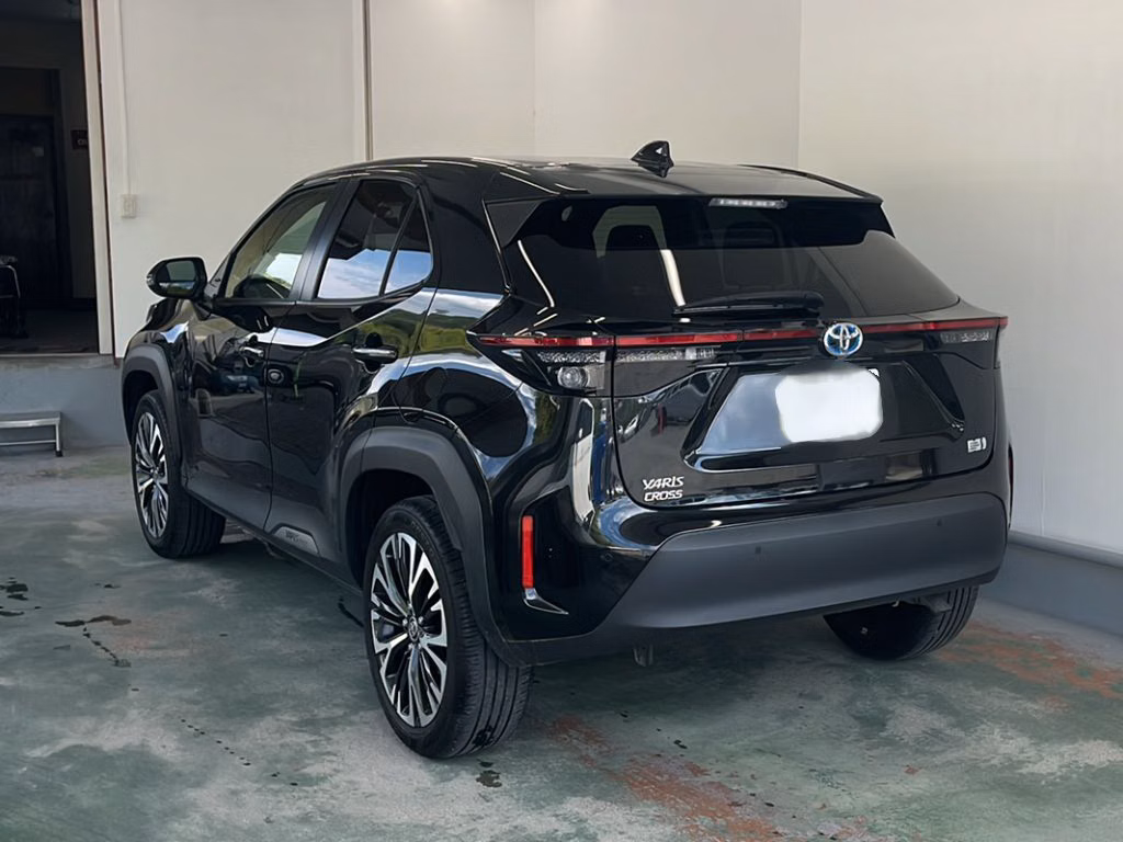 TOYOTA YARIS CROSS