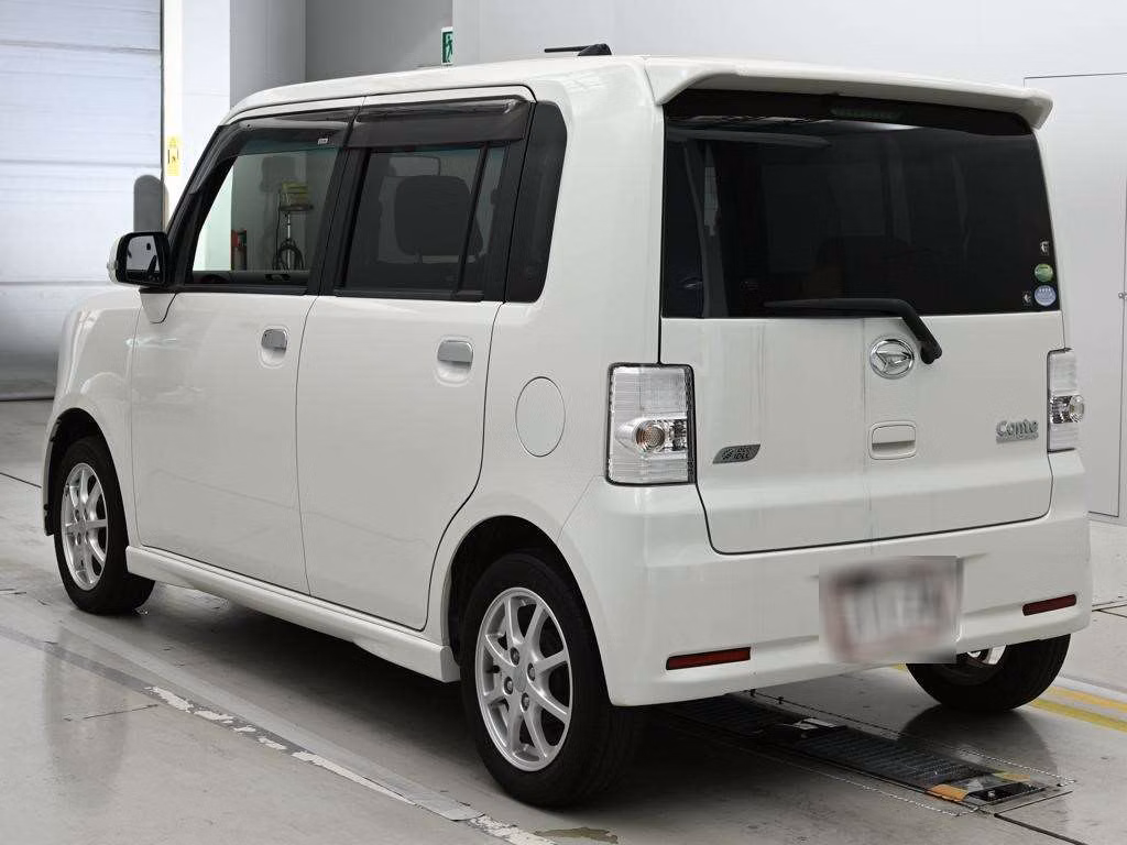 DAIHATSU MOVE CONTE