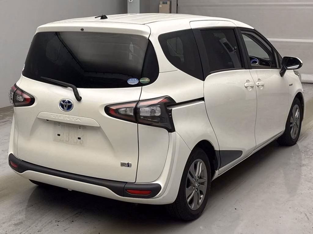 TOYOTA SIENTA