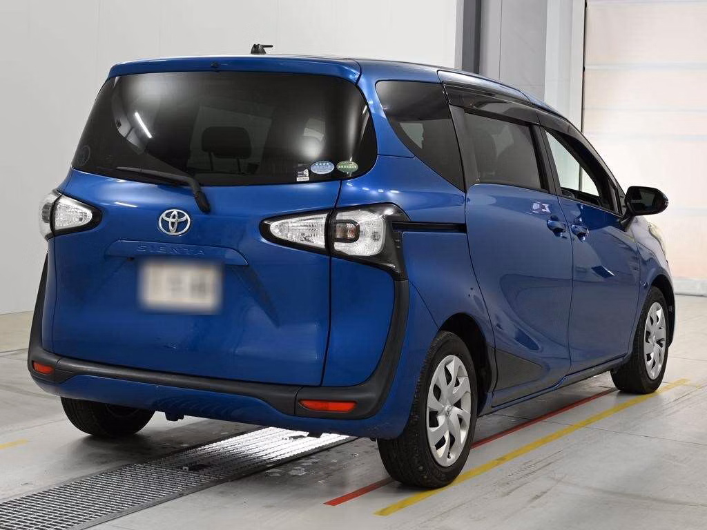 TOYOTA SIENTA