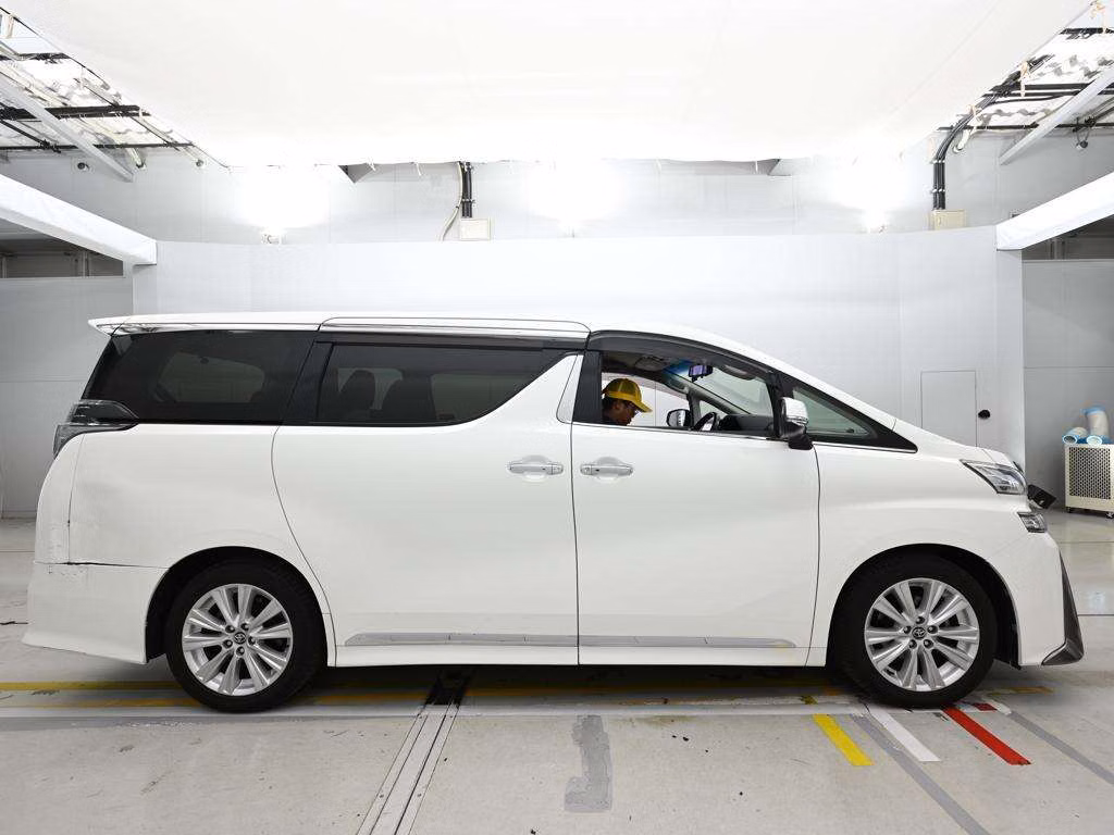 TOYOTA VELLFIRE