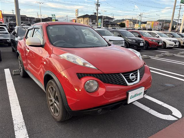 NISSAN JUKE