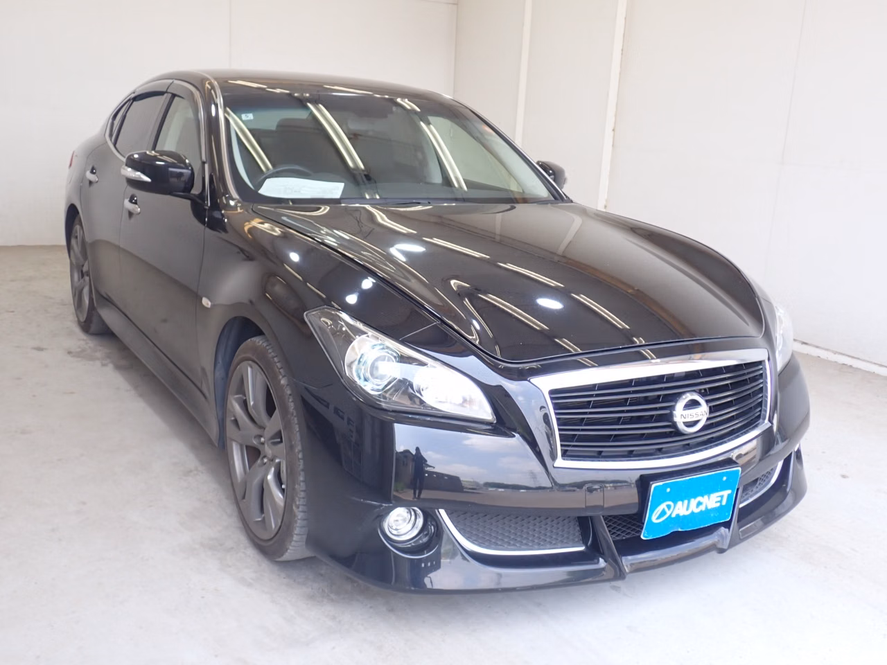 NISSAN FUGA