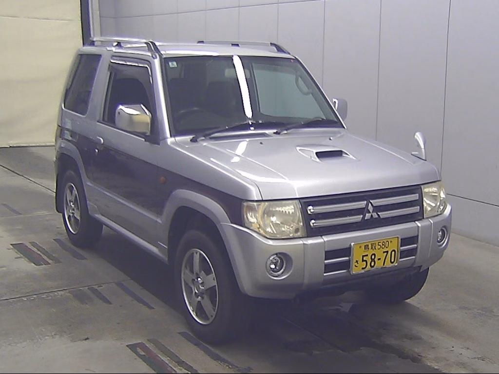MITSUBISHI PAJERO MINI