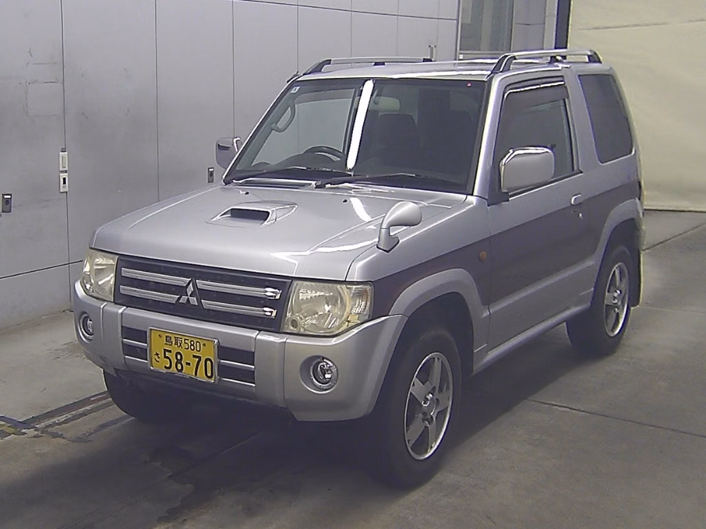 MITSUBISHI PAJERO MINI