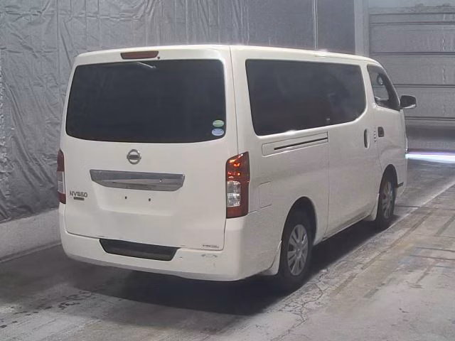 NISSAN NV350 CARAVAN