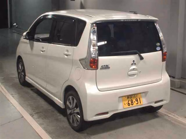 MITSUBISHI EK CUSTOM