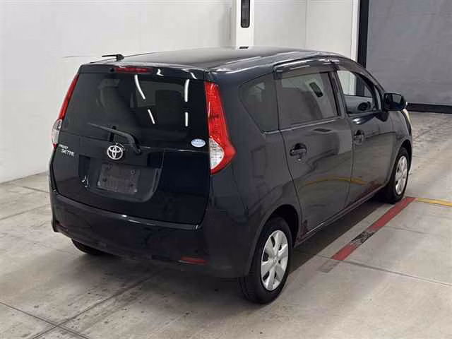 TOYOTA PASSO SETTE