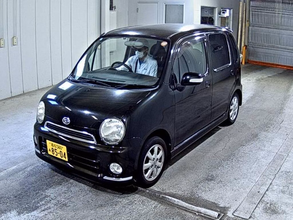 DAIHATSU MOVE LATTE