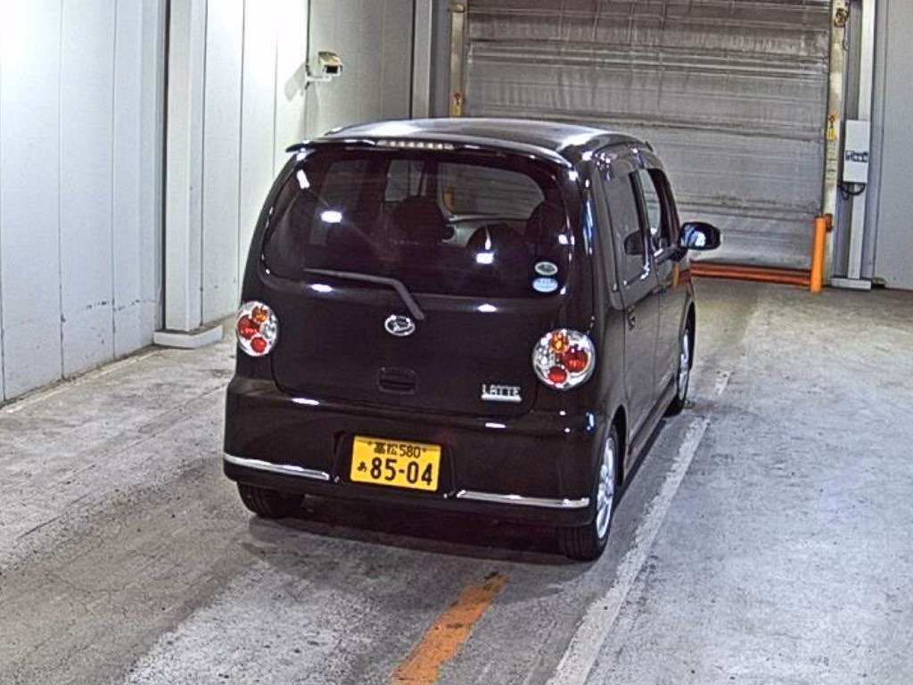DAIHATSU MOVE LATTE