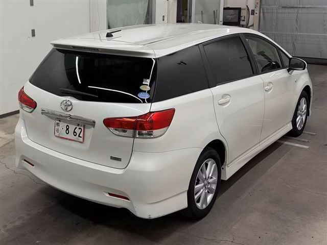 TOYOTA WISH