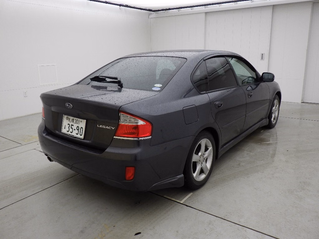 SUBARU LEGACY B4