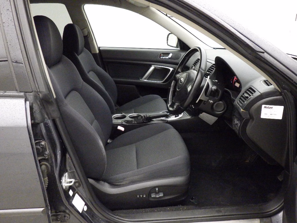SUBARU LEGACY B4