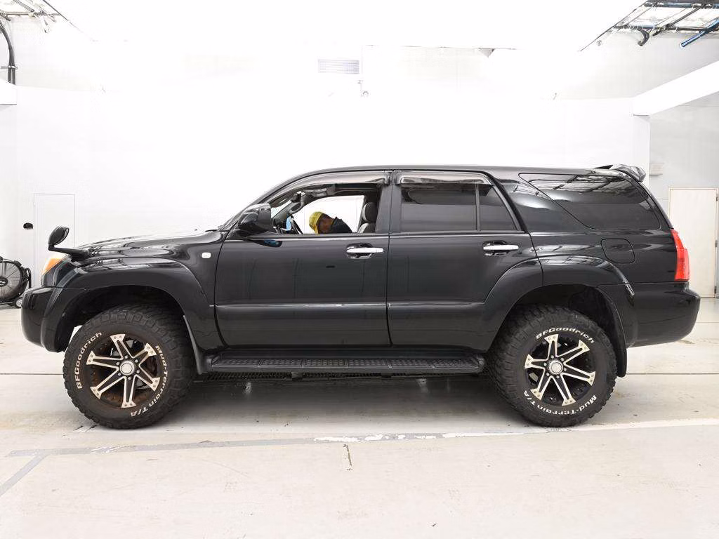 TOYOTA HILUX SURF