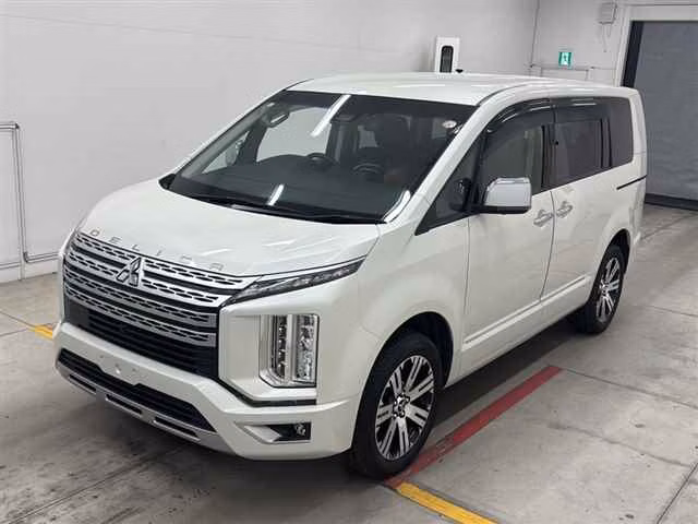 MITSUBISHI DELICA D:5