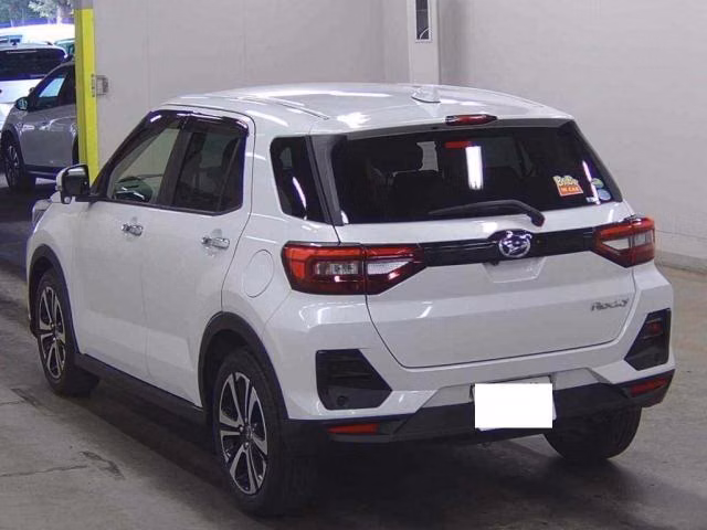 DAIHATSU ROCKY