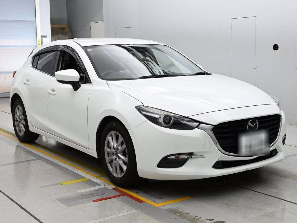 MAZDA AXELA