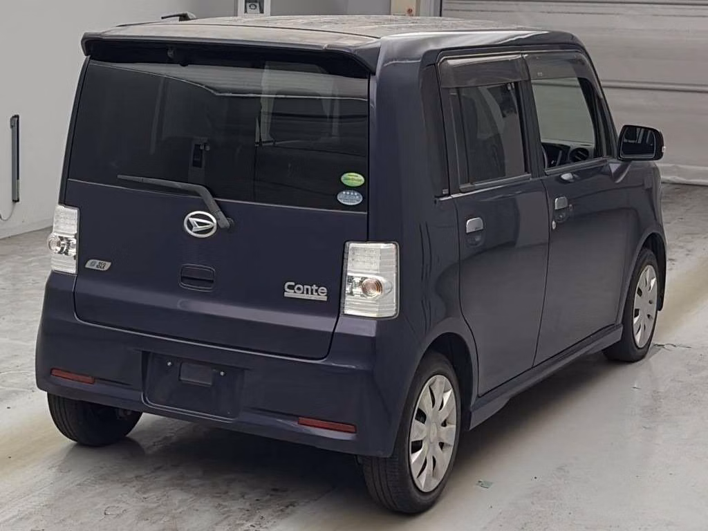 DAIHATSU MOVE CONTE