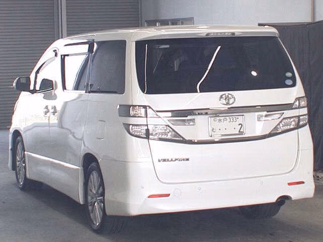 TOYOTA VELLFIRE