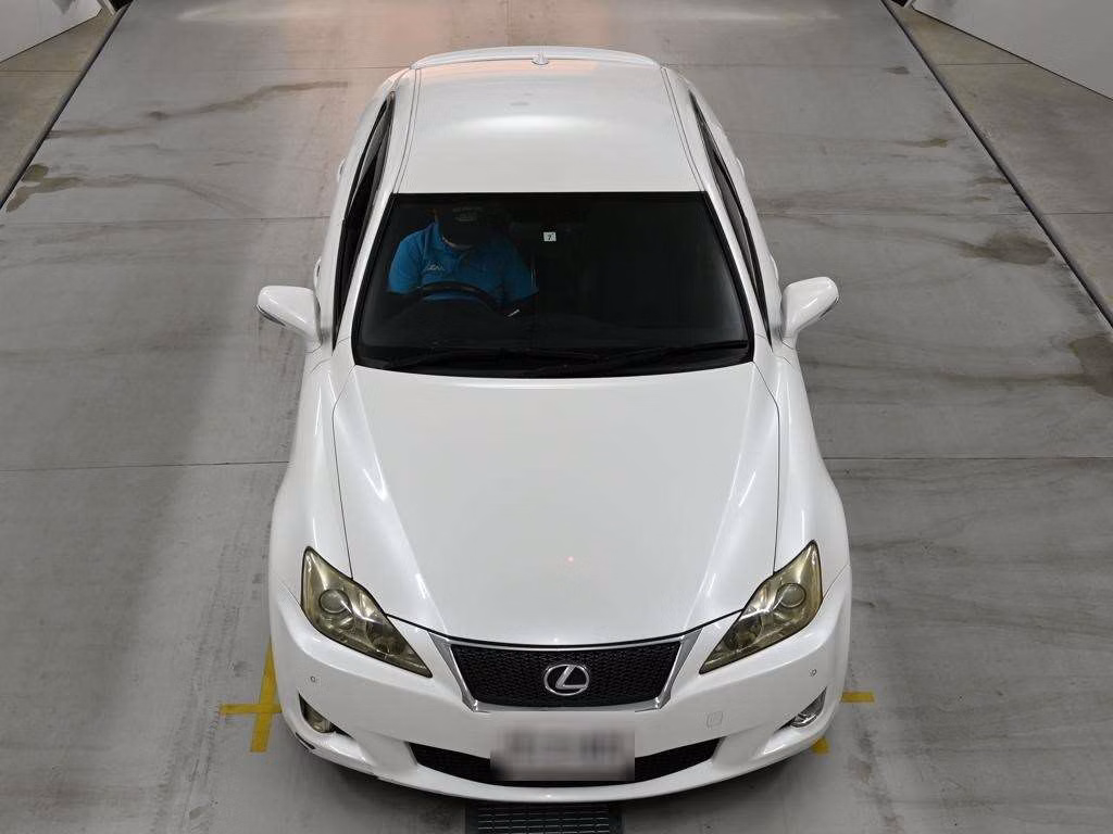 LEXUS IS250