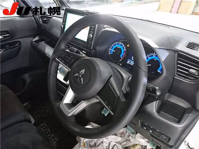 MITSUBISHI EK SPACE