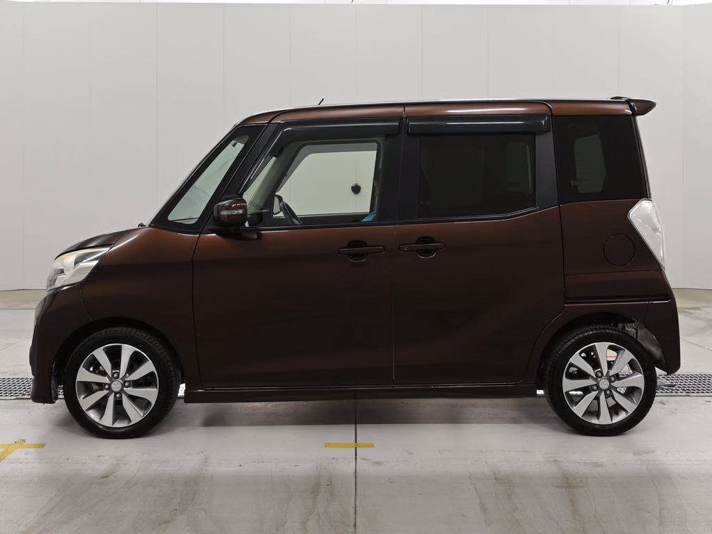MITSUBISHI EK SPACE