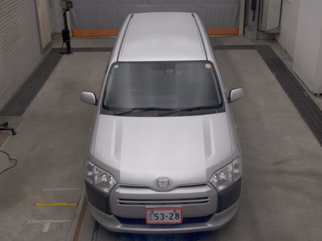 MAZDA FAMILIA