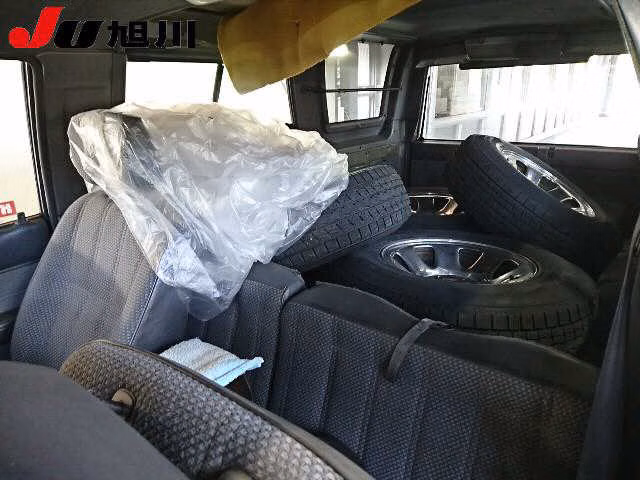 TOYOTA HILUX SURF