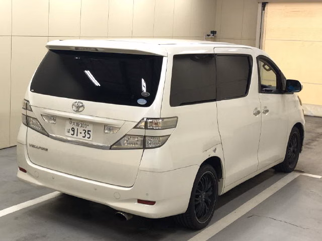 TOYOTA VELLFIRE