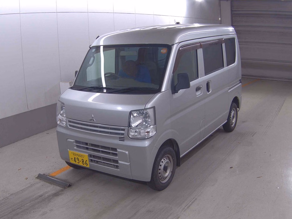 MITSUBISHI MINICAB