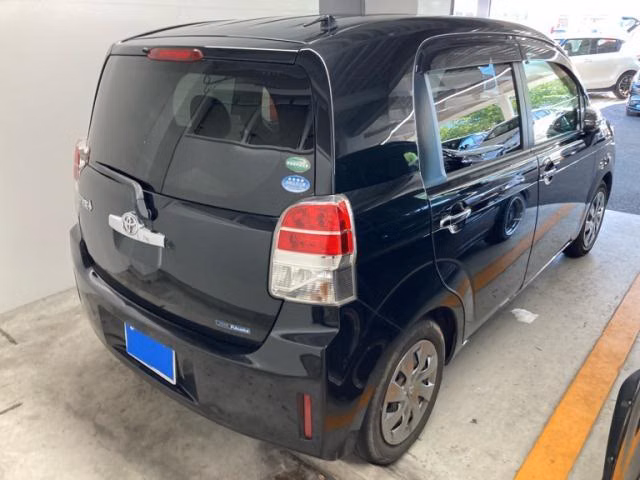 TOYOTA SPADE
