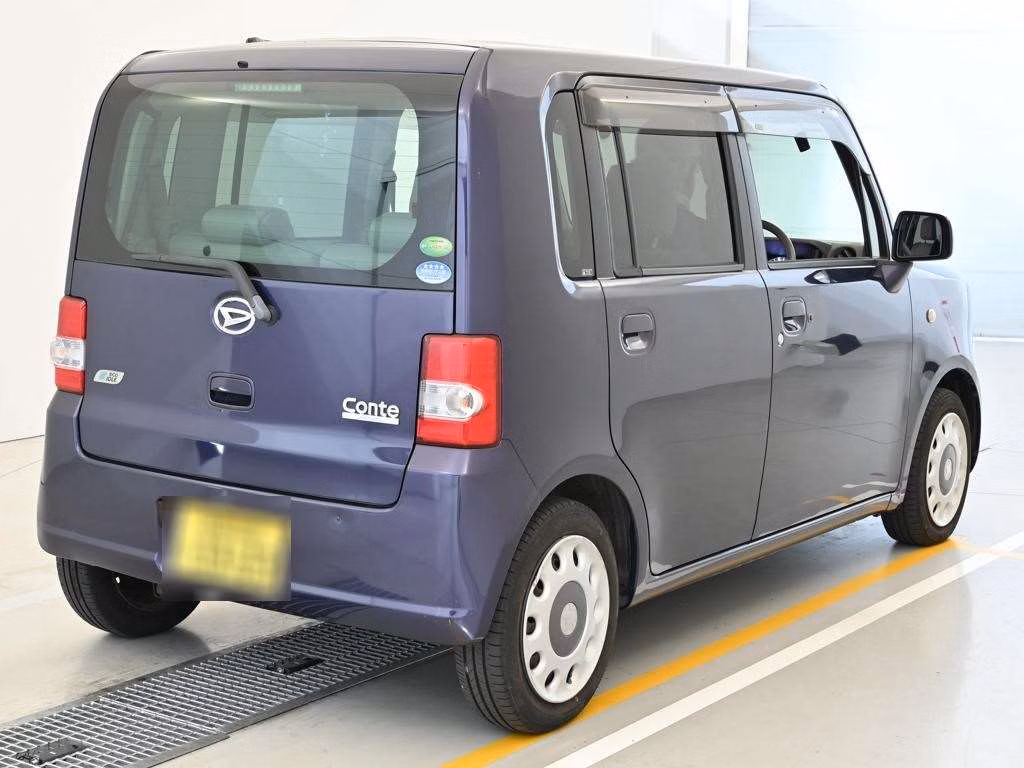 DAIHATSU MOVE CONTE