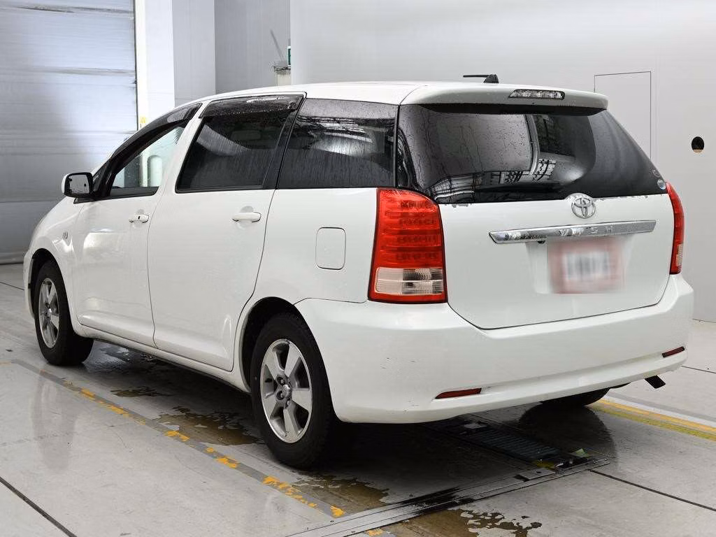 TOYOTA WISH