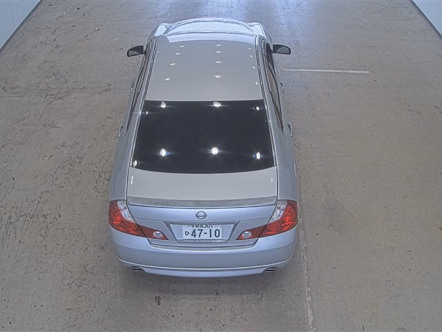NISSAN FUGA