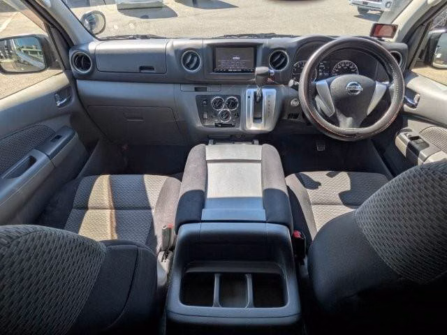 NISSAN NV350 CARAVAN